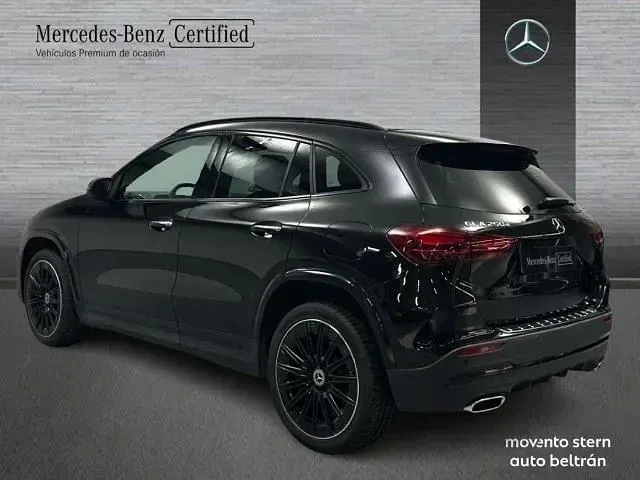 Usado Mercedes GLA250 AMG line 163 CV (119 kW) 2024 SUV
