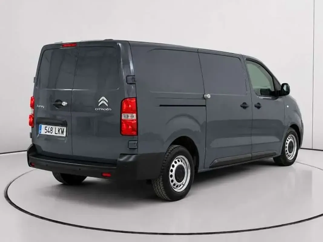 Usado Citroën Jumpy 102 CV (75 kW) 2020 Gris Monovolumen