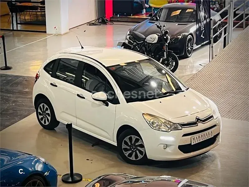 Usado Citroën C3 Live 68 CV (50 kW) 2015 Blanco Berlina