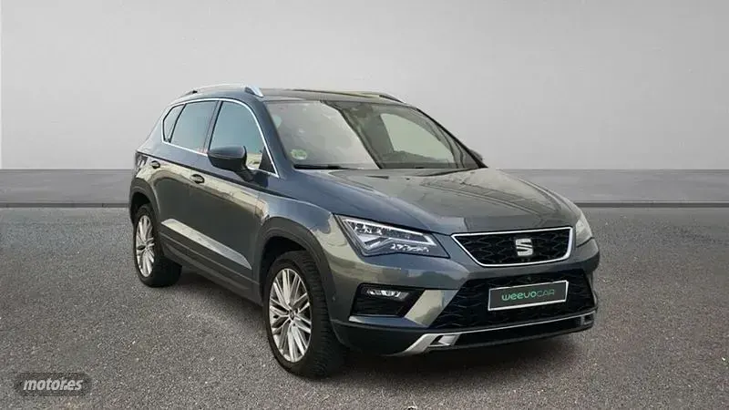 Usado Seat Ateca Style 150 CV (110 kW) 2019 Gris SUV
