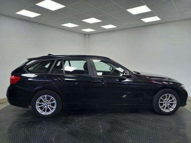 Usado BMW 318 150 CV (110 kW) 2019 Negro Familiar