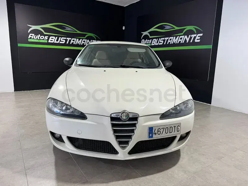 Usado Alfa Romeo 147 Impression 105 CV (77 kW) 2005 Blanco Utilitario