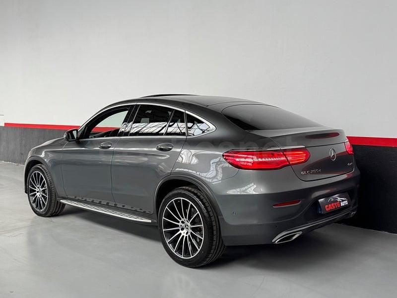 Usado Mercedes GLC250 204 CV (150 kW) 2019 Gris / plata Coupe