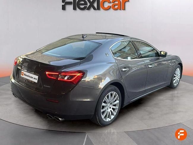 Usado Maserati Ghibli 275 CV (202 kW) 2016 Gris Berlina