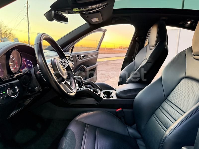 Usado Porsche Cayenne 462 CV (339 kW) 2022 Negro SUV