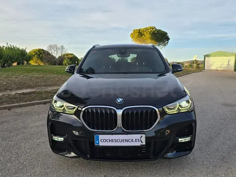 Usado BMW X1 Comfort Edition 140 CV (102 kW) 2019 Negro SUV