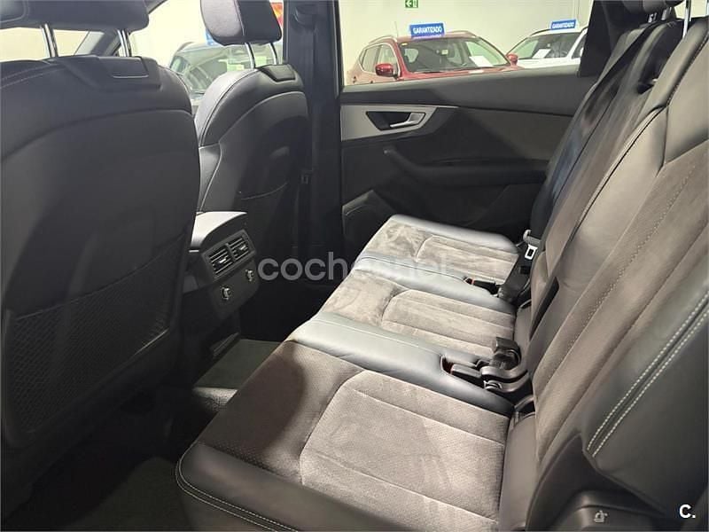 Begagnad Audi Q7 Design 272 HK (200 kW) 2018 Vit SUV