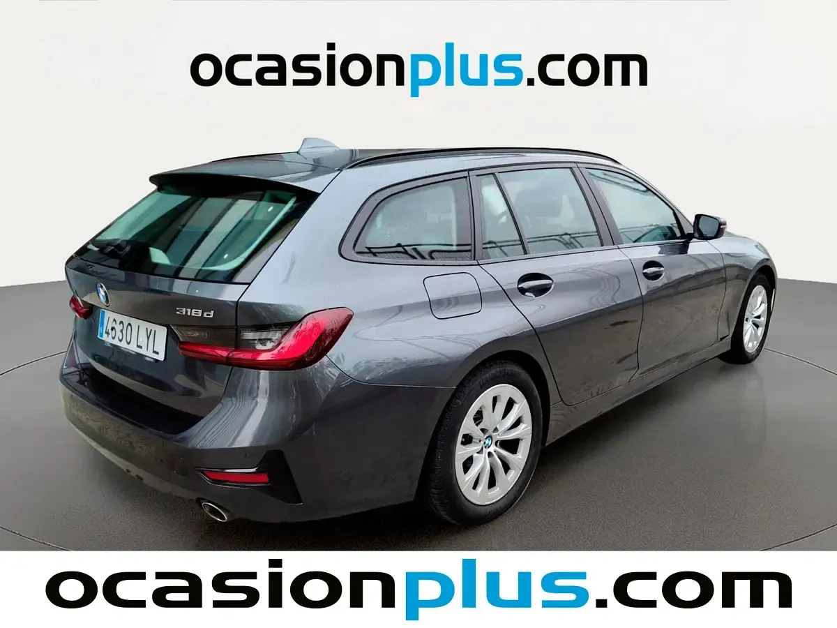 Usado BMW 318 150 CV (110 kW) 2022 Gris Familiar