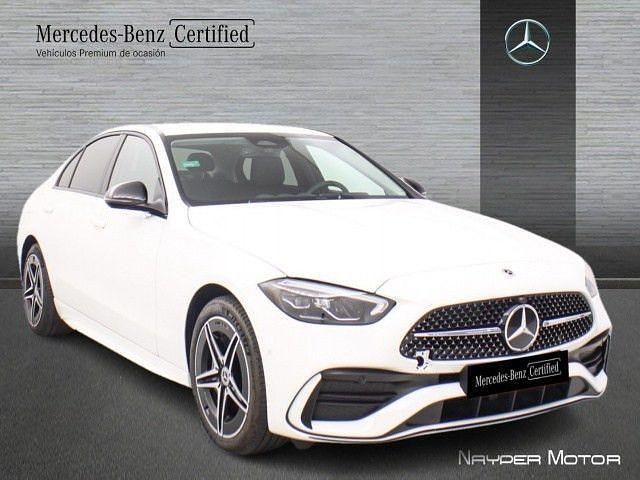 Usado Mercedes C300e AMG line 313 CV (230 kW) 2025 Blanco polar