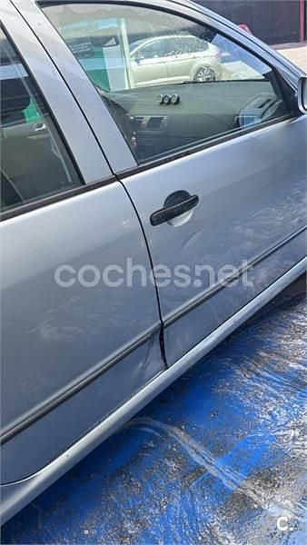 Brugt Skoda Fabia Comfort 60 HK (44 kW) 2003 Blå Sedan