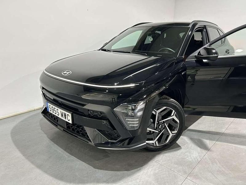 Usado Hyundai Kona N Line 129 CV (94 kW) 2024 Negro SUV