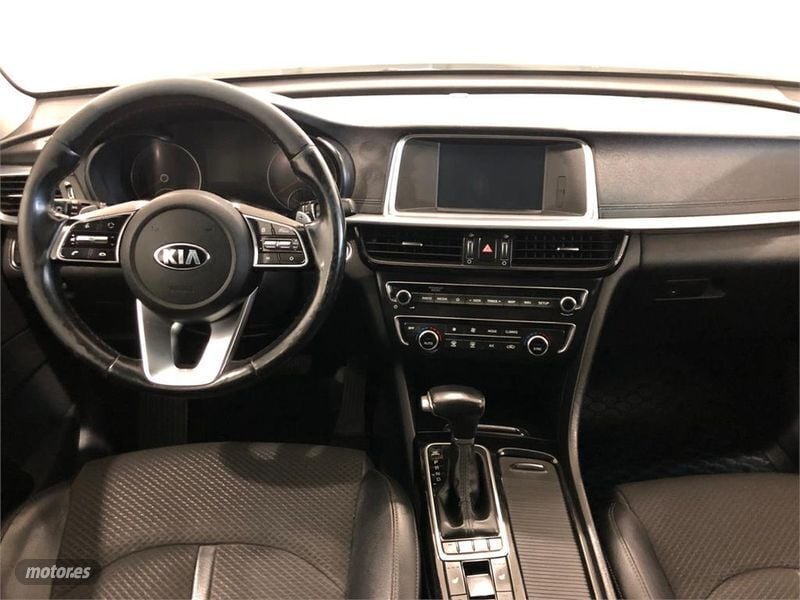 Usado Kia Optima 136 CV (100 kW) 2019 Blanco Familiar