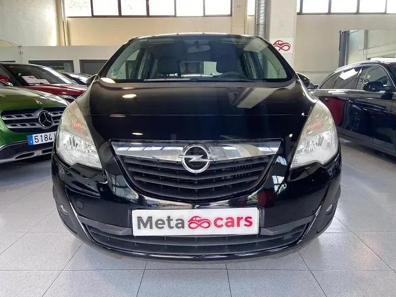 Usado Opel Meriva Enjoy 120 CV (88 kW) 2011 Negro Monovolumen