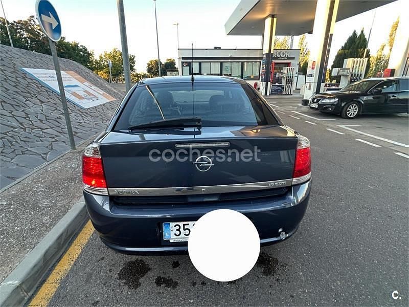 Azul Usado 2009 Opel Vectra Essentia Berlina | 2850 € (Buen precio) - Imagen 1/4
