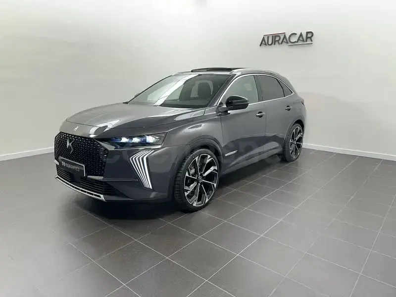 Usado DS Automobiles DS7 Crossback 360 CV (264 kW) 2024 Gris / plata SUV