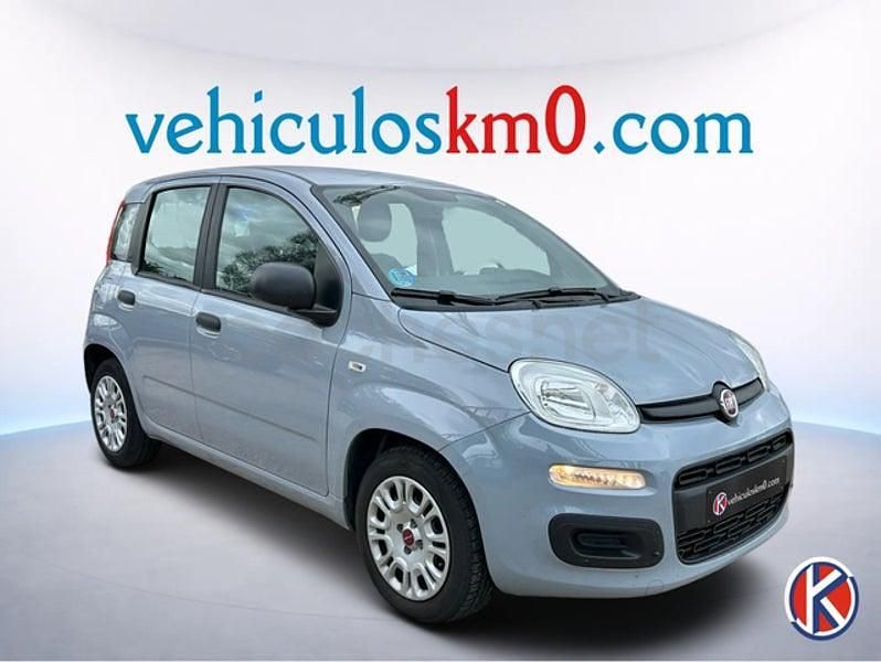 Usado Fiat Panda 70 CV (51 kW) 2022 Gris / plata Utilitario