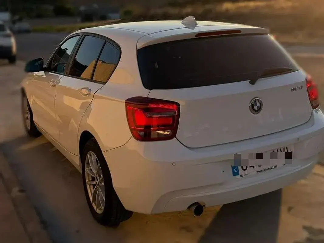 Usado BMW 116 116 CV (85 kW) 2014 Blanco Utilitario