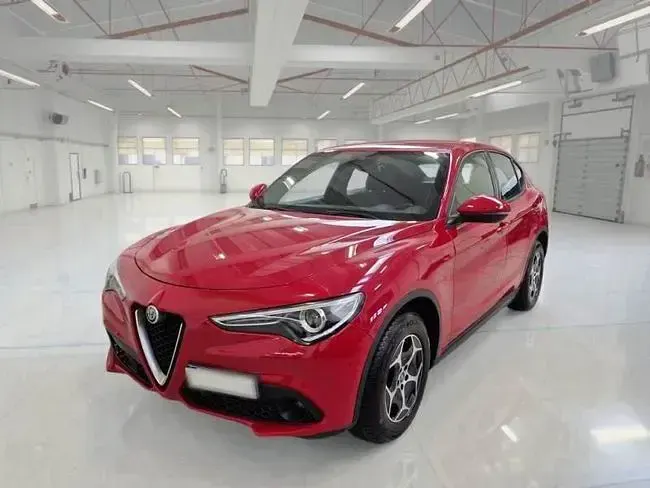 Usado Alfa Romeo Stelvio Super 190 CV (139 kW) 2022 Rojo SUV