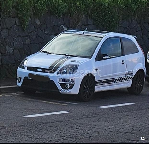 Usado Ford Fiesta ST 150 CV (110 kW) 2008 Blanco Utilitario
