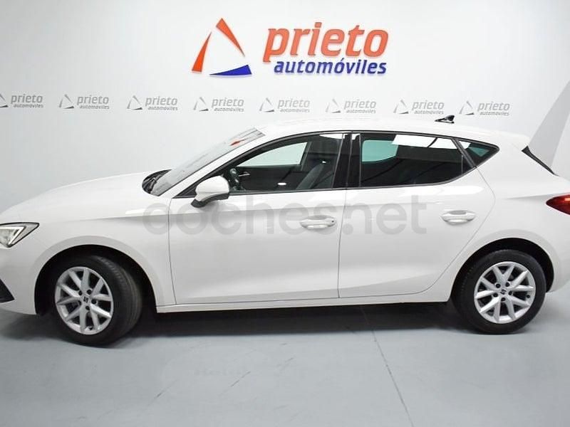 Usado Seat Leon Style 115 CV (84 kW) 2022 Blanco Berlina
