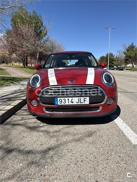 Usado Mini ONE 102 CV (75 kW) 2016 Rojo Utilitario