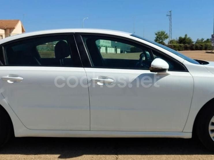 Occasion Peugeot 508 Active 115 ch (84 kW) 2013 Blanc Berline