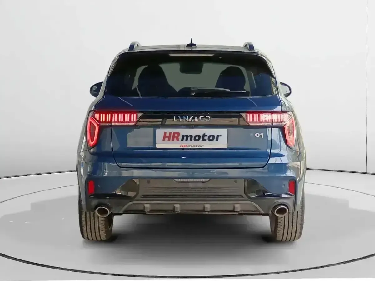 Usado Lynk & Co 01 261 CV (191 kW) 2022 Blanco SUV