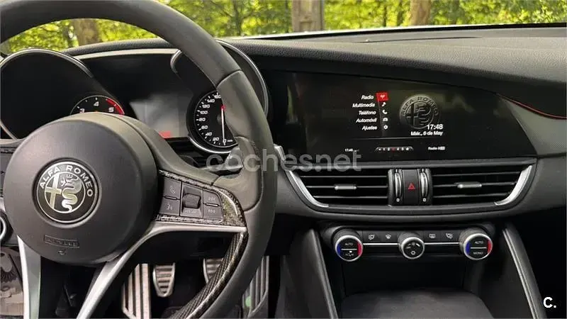 Usado Alfa Romeo Giulia Super 150 CV (110 kW) 2017 Blanco Berlina