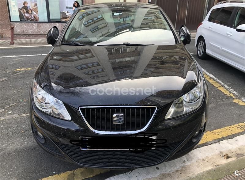 Usado Seat Ibiza SC Copa 90 CV (66 kW) 2012 Negro Utilitario