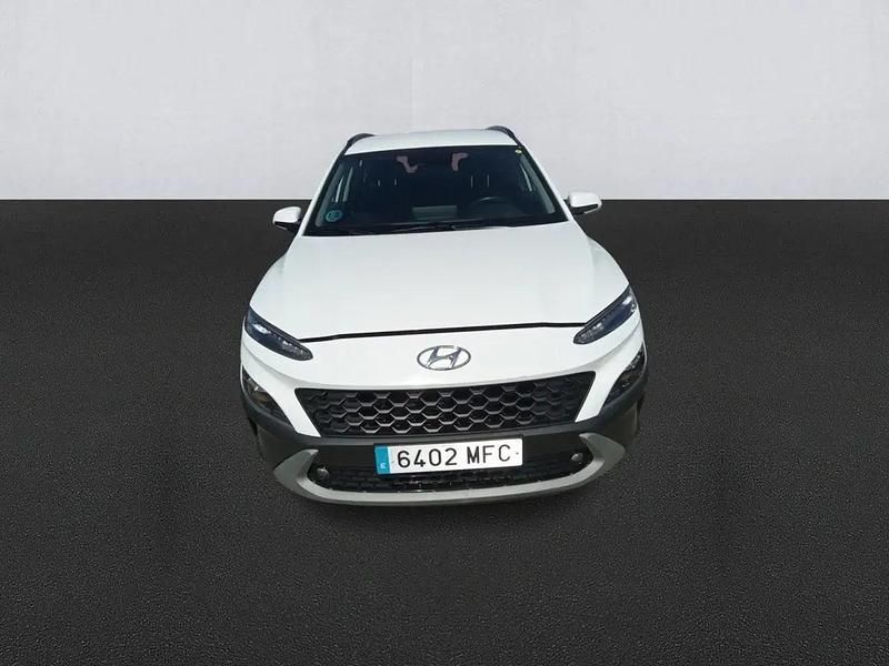 Usado Hyundai Kona 141 HP (103 kW) 2023 Branco SUV