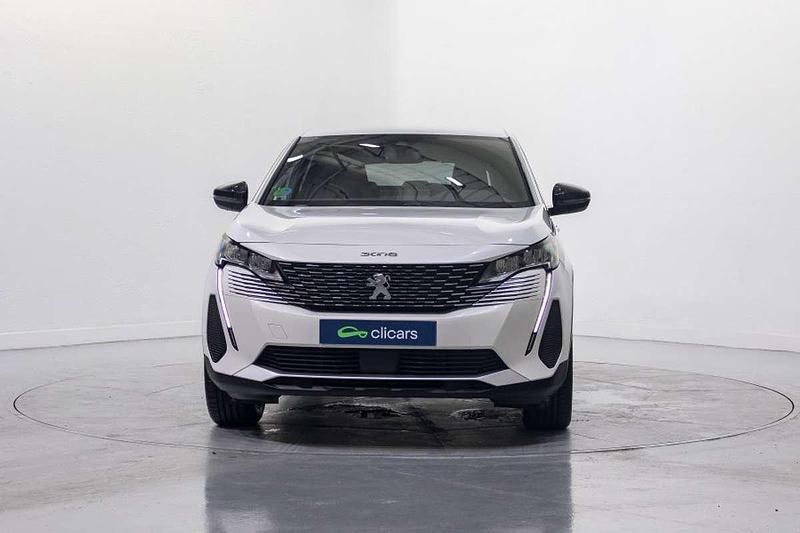 Usado Peugeot 3008 Allure 136 CV (100 kW) 2024 Blanco SUV