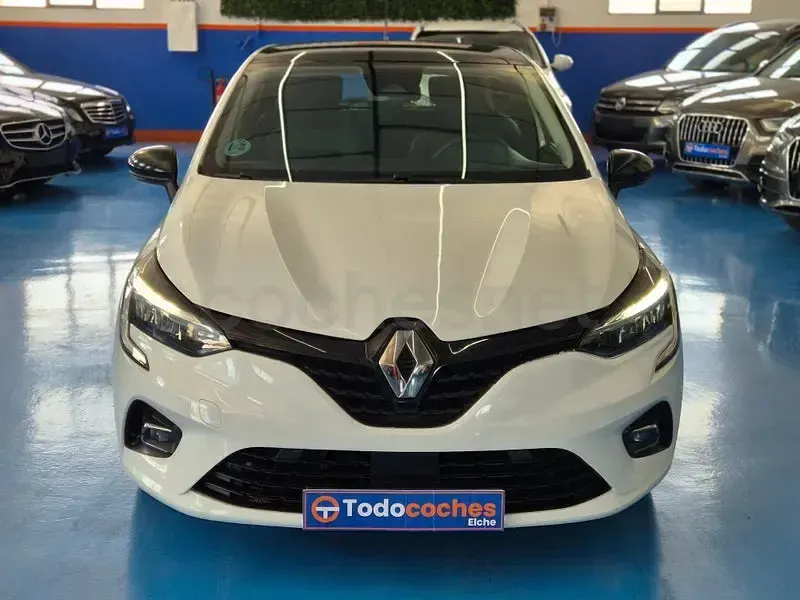 Usado Renault Clio V Equilibre 100 CV (73 kW) 2022 Blanco Berlina