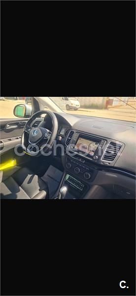 Usado VW Sharan Advance 177 CV (130 kW) 2020 Gris / plata Monovolumen