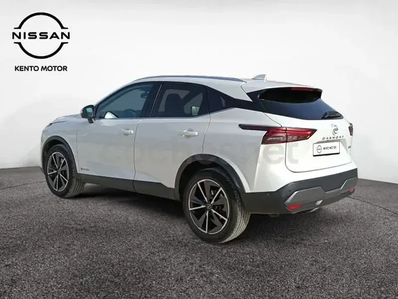 Usado Nissan Qashqai Tekna 190 CV (139 kW) 2023 Blanco SUV