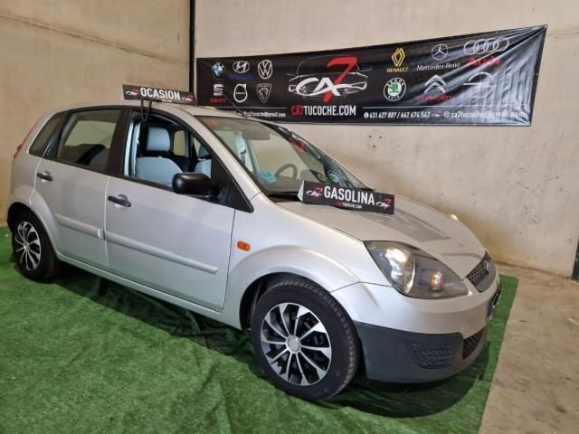 Usado 2007 Ford Fiesta Ambiente Utilitario | 3500 € - Imagen 1/4