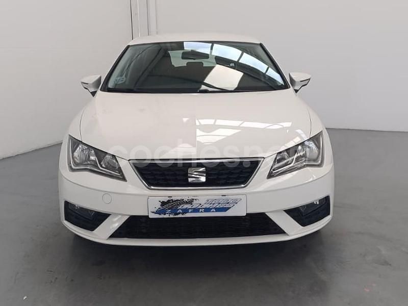 Usado Seat Leon Style 115 CV (84 kW) 2019 Blanco Berlina
