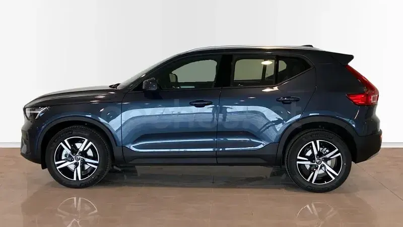 Nuevo Volvo XC40 Core 163 CV (119 kW) 2026 Azul SUV