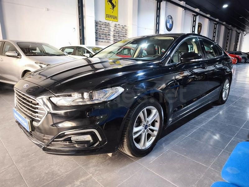 Usado Ford Mondeo Titanium 165 CV (121 kW) 2020 Negro Berlina