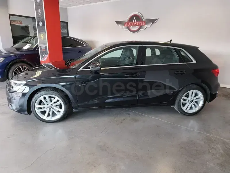 Usado Audi A3 150 CV (110 kW) 2022 Negro Berlina