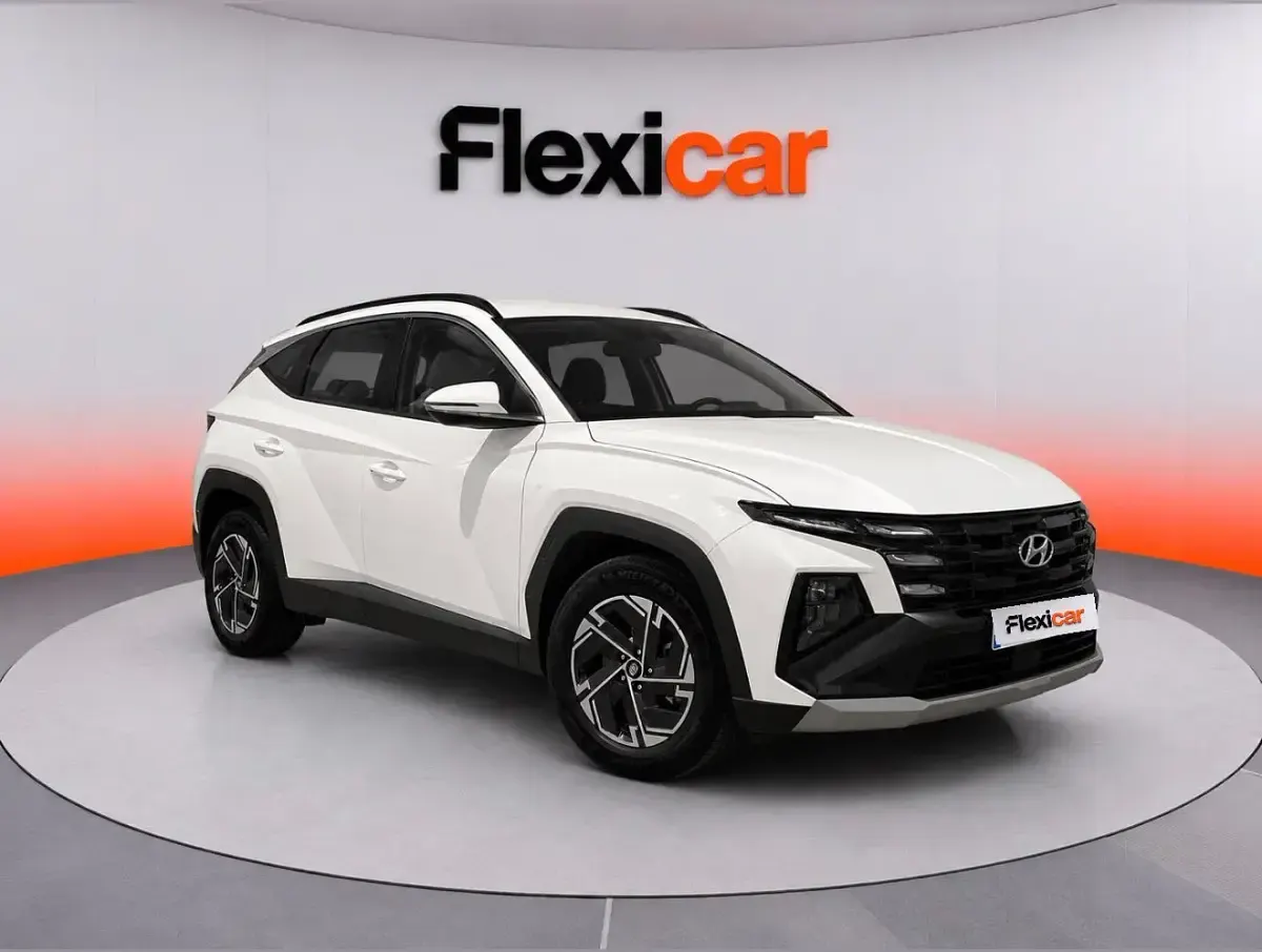 Usado Hyundai Tucson 136 CV (100 kW) 2024 Blanco SUV