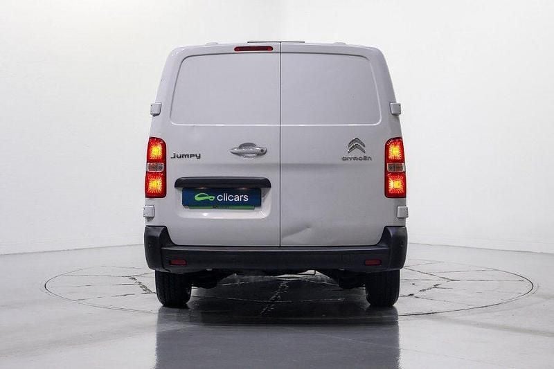 Usado Citroën Jumpy 100 CV (73 kW) 2022 Blanco Monovolumen