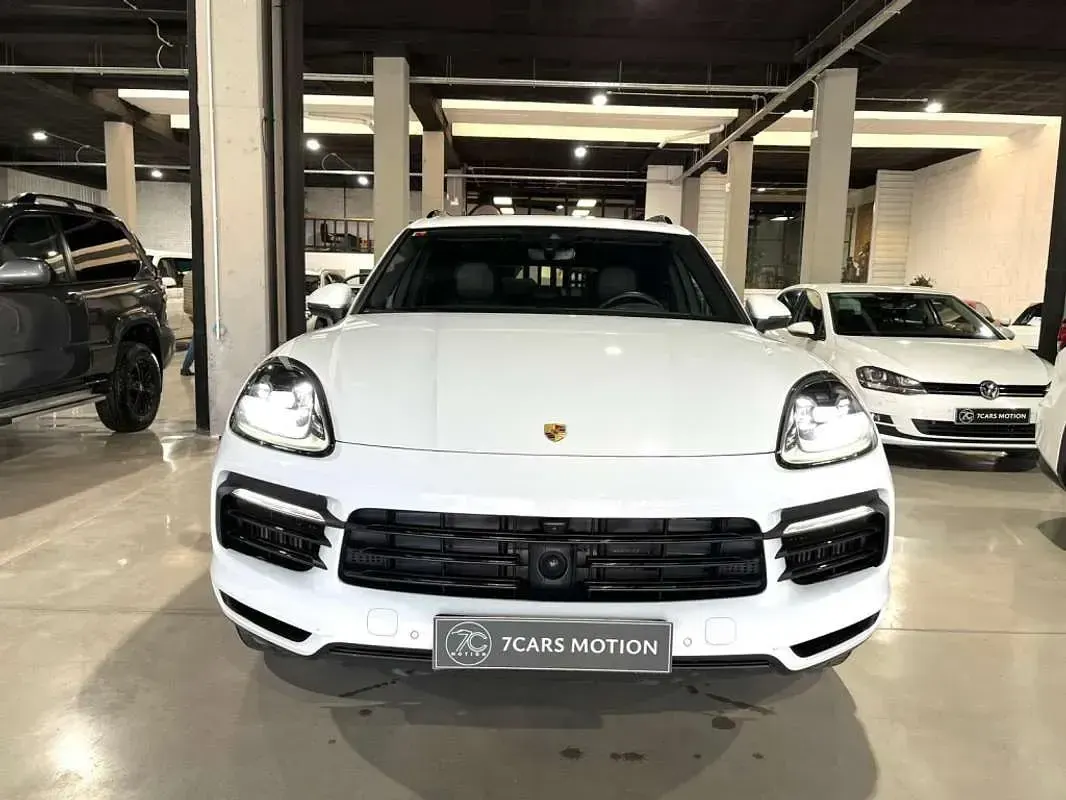 Usado Porsche Cayenne E-Hybrid 462 CV (339 kW) 2021 Blanco SUV