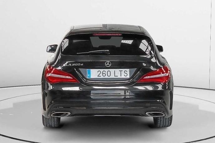 Usado Mercedes CLA200 136 CV (100 kW) 2018