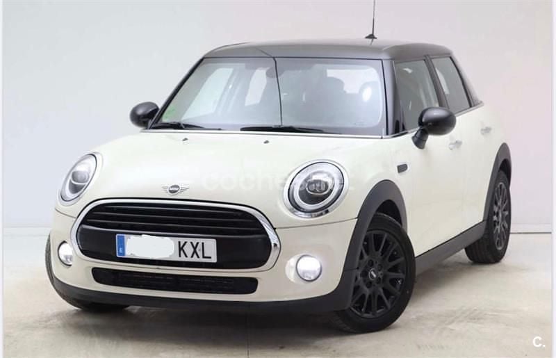 Usado Mini Cooper D 116 CV (85 kW) 2019 Beige Utilitario