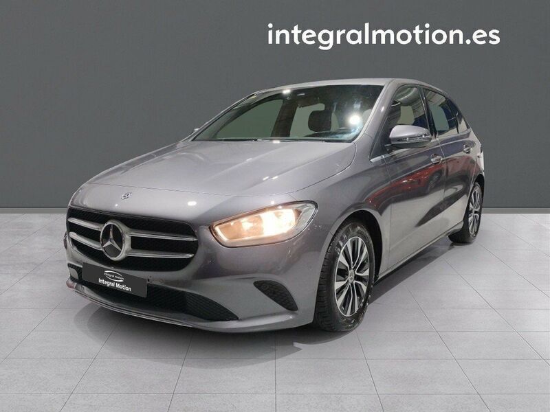Marrón Usado 2019 Mercedes B180 Monovolumen | 22.900 € (Un poco caro) - Imagen 1/4