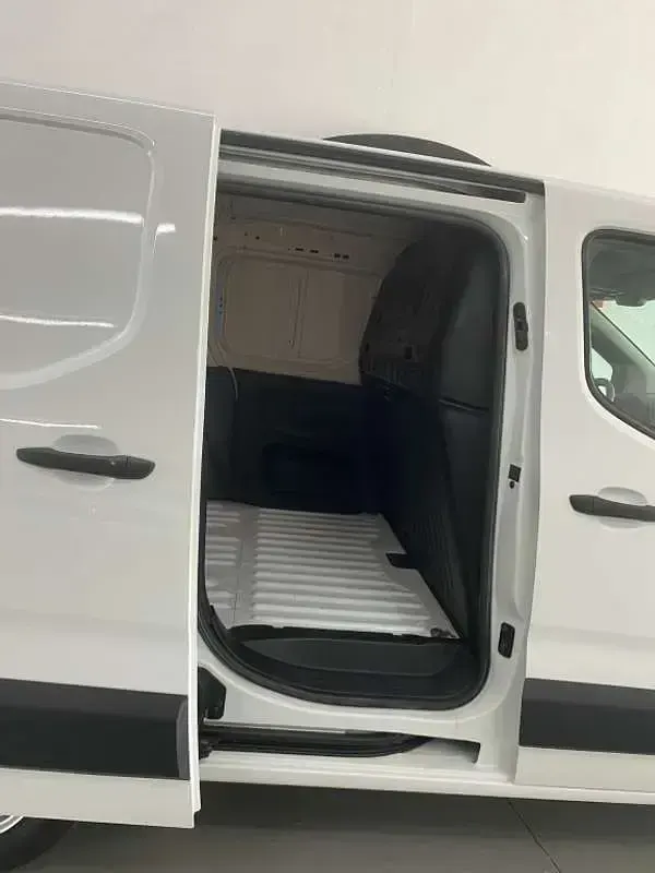 Usado Opel Combo S 99 CV (72 kW) 2020 Blanco Monovolumen