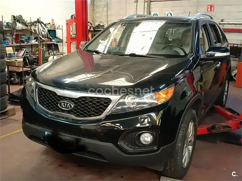 Usado Kia Sorento 197 CV (144 kW) 2011 Negro SUV
