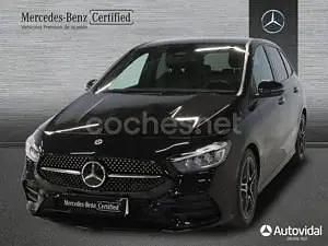 Usado Mercedes B200 150 CV (110 kW) 2023 Negro Monovolumen