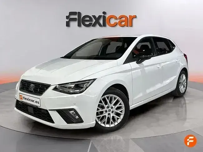 Usado Seat Ibiza FR 110 CV (80 kW) 2024 Blanco Utilitario