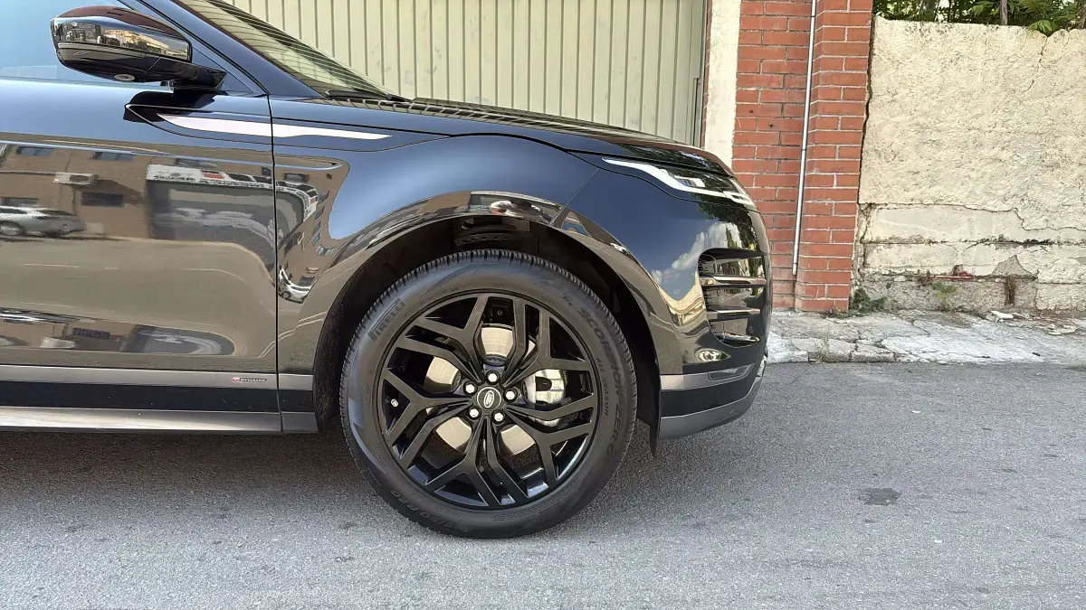 Usado Land Rover Range Rover evoque R-Dynamic 150 CV (110 kW) 2020 Negro SUV